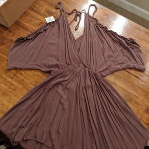 Wishlist Off the shoulder dress